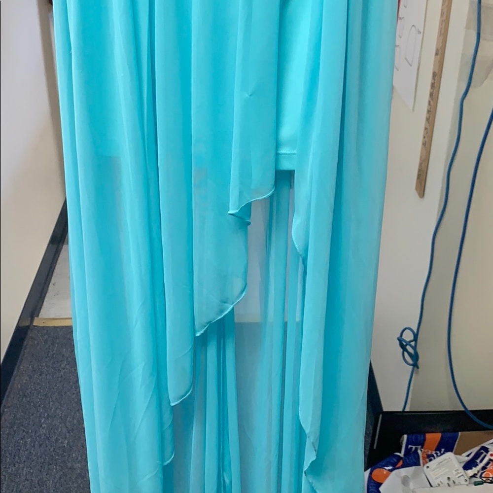 Gown - Picture 2 of 5